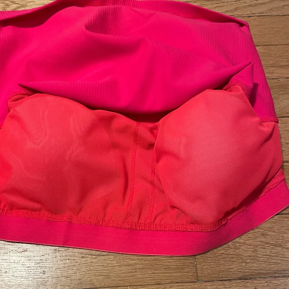Vively Vibrant Pink Ribbed Women's Cropped Tank Top/Sports Bra L - Picture 4 of 7